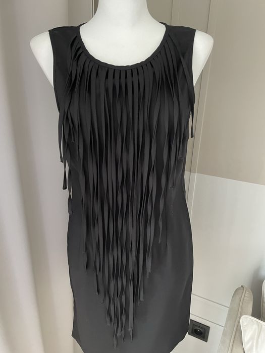 Sukienka czarna elegancka 36