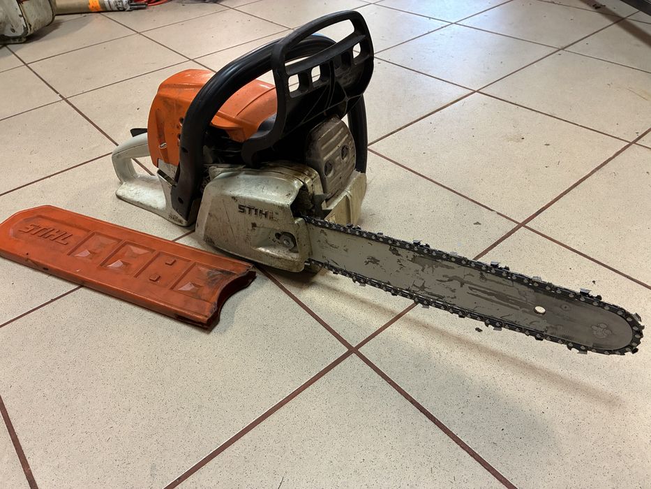 Pilarka spalinowa Stihl MS251 251