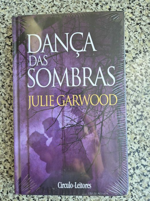 Livro Totalmente Novo "Dança das Sombras" de Julie Garwood