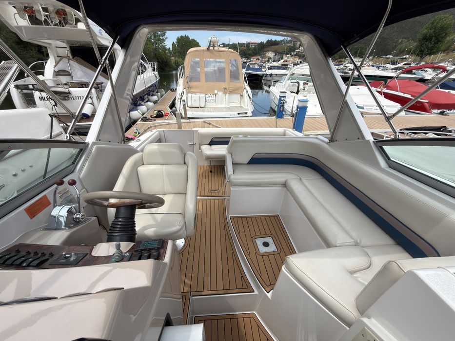 Chaparral Signature 29