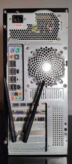 Komputer 6 rdzeni z WI-FI 6E,Bluetooth 5.2,USB 3.0