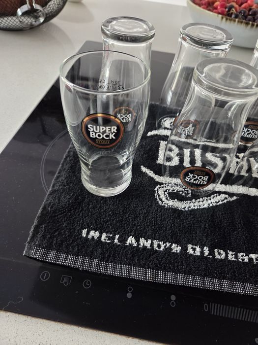 Copos de cerveja oficiais Super Bock Stout