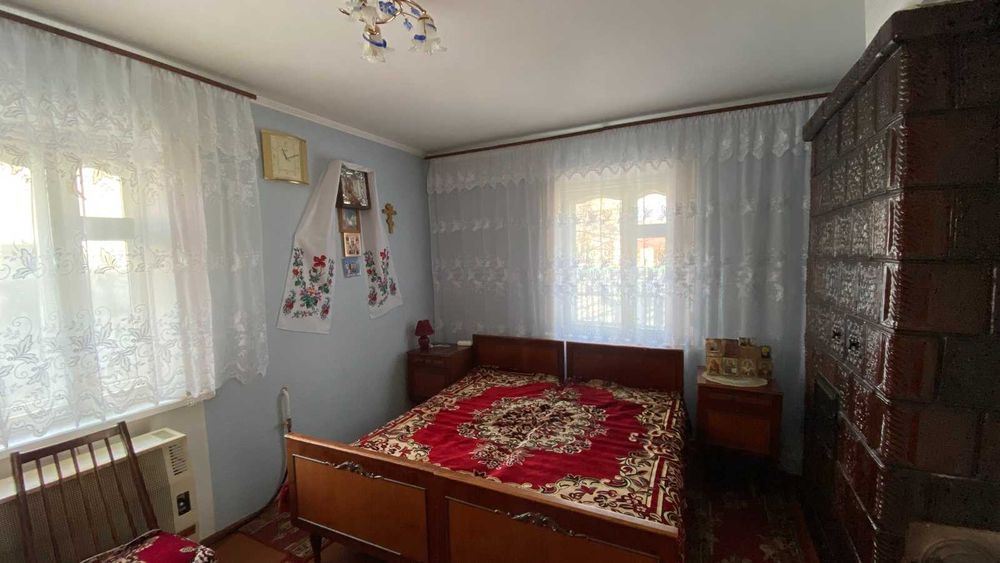 Продається будинок у центрі села Приборівка