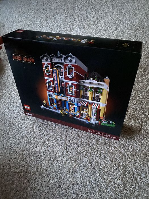 LEGO Icons 10312 - Jazz Club