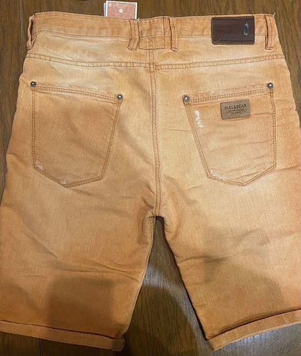 Шорти Pull & Bear