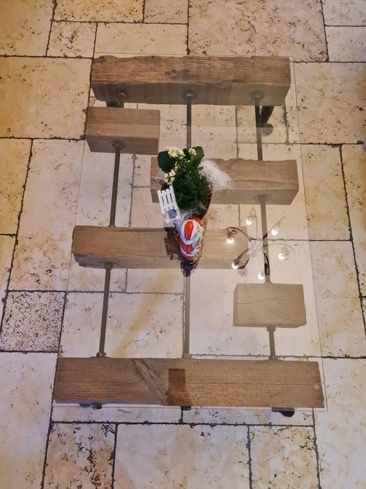 Stolik kawowy ze szklanym blatem  ręcznie robiony  styl industrialny