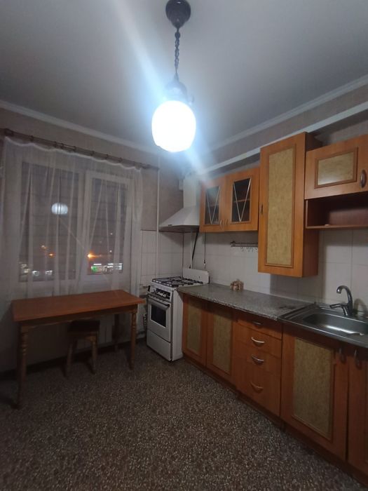 Здам  2кмн квартиру на Харківській