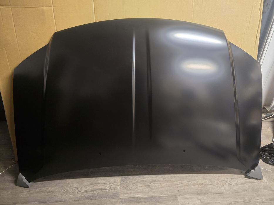 Pokrywa Silnik - Maska Chrysler Town Country  / Grand Caravan