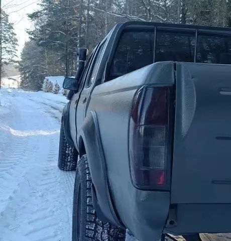 Nissan navara 2.5 дизель