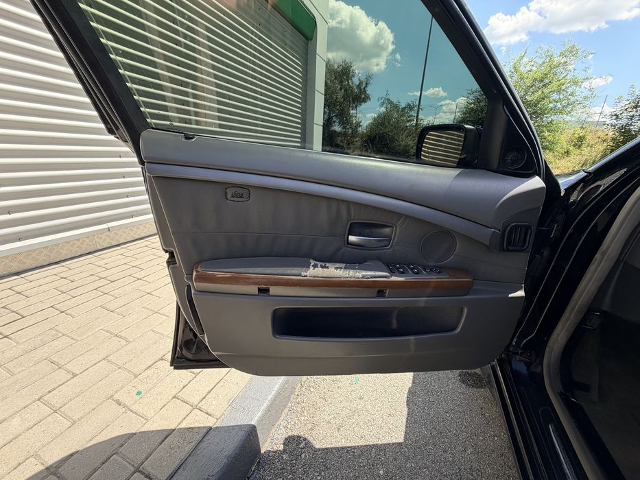 Продам BMW e65 2003
