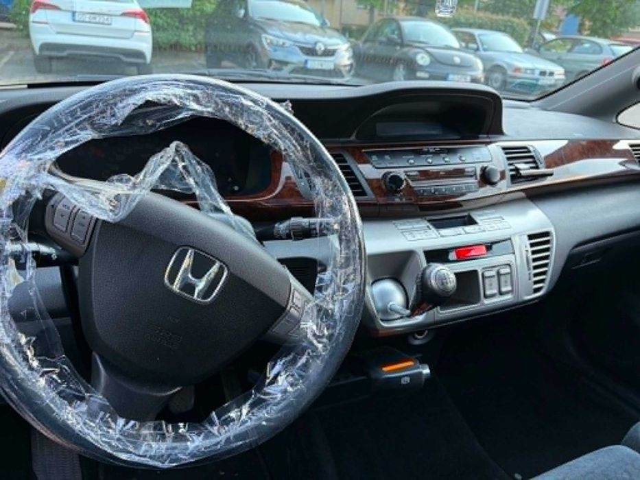 Sprzedam Hondę FRV