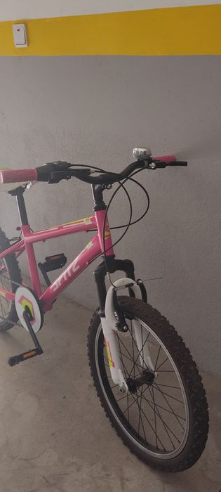 Bicicleta menina.