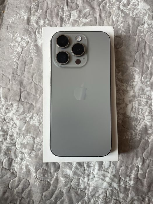 Iphone 15 pro 128 gb natural titanium