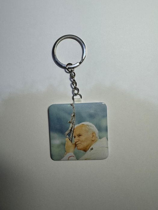 Ímans, crachás e porta chaves