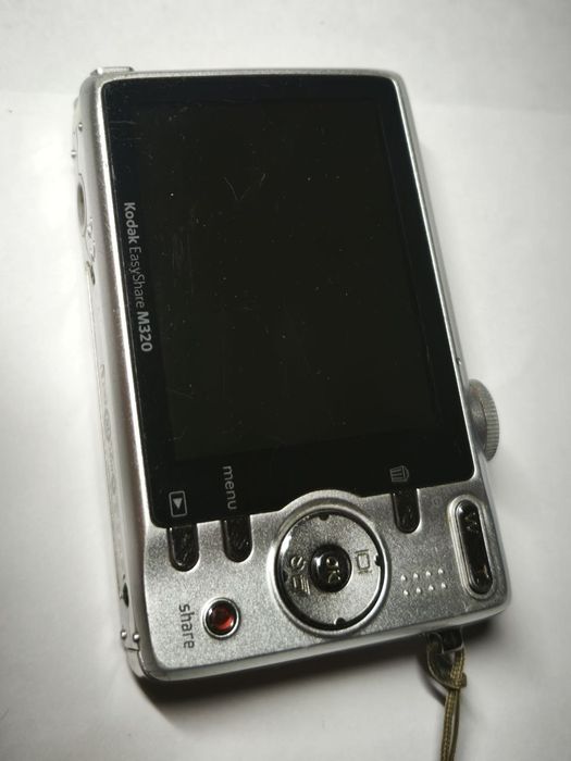 Фотоапарат Kodak EasyShare M320 (9.2 MP, CCD)