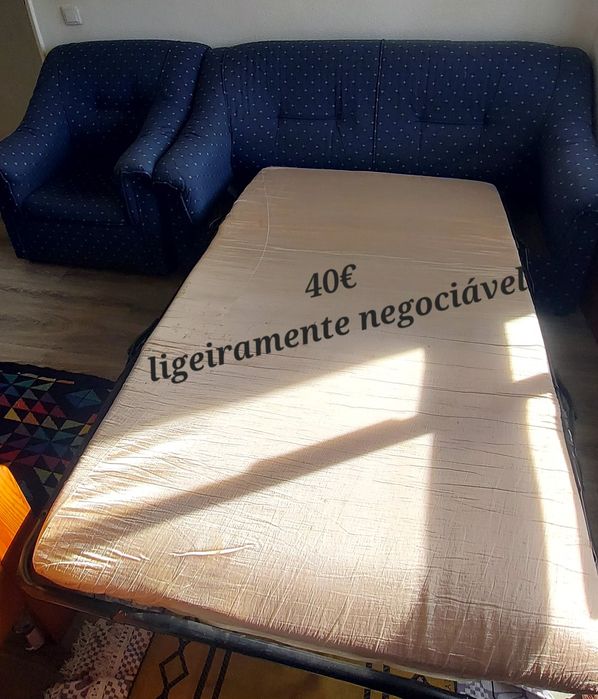 Sofá e cama de solteiro