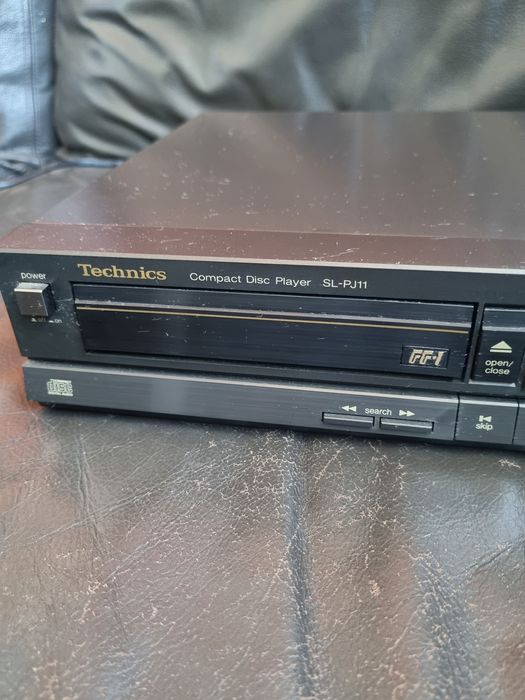 Leitor de CD Technics sl-pj11