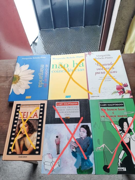 15  livros novos conforme fotos.3€Cada.