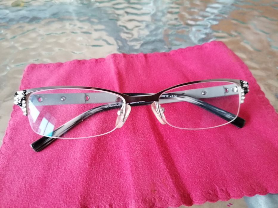 Okulary korekcyjne kolekcja Svarovski Jimmy Crystal USA JCR212