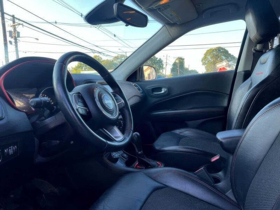 Jeep Compass Trailhawk      2018