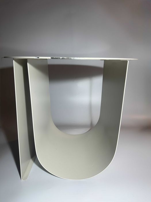 Bloomingville CHER designerski stolik metalowy