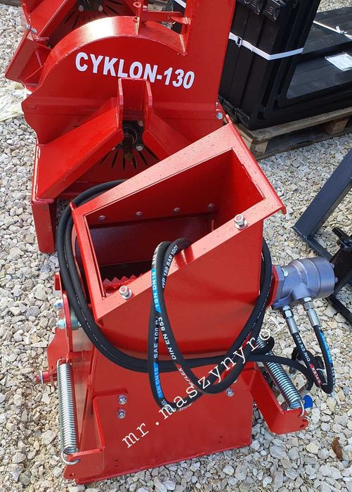 do rębaka Cyklon 130, kosz podajnik hydrauliczny HYDRAULIKA DOWÓZ