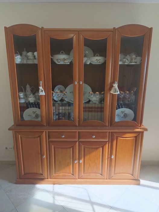 Móvel Cristaleira de Sala