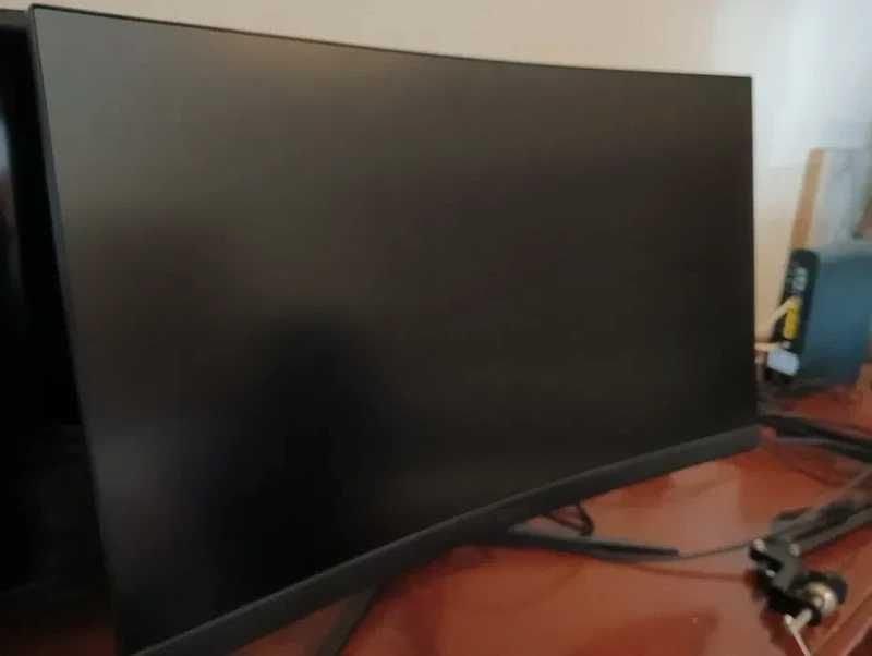 monitor Gamming Curvo	Marca MSI  28 polegadas*