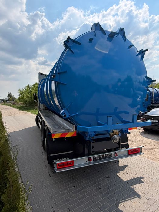 Scania P450 6x2 Asenizacyjna