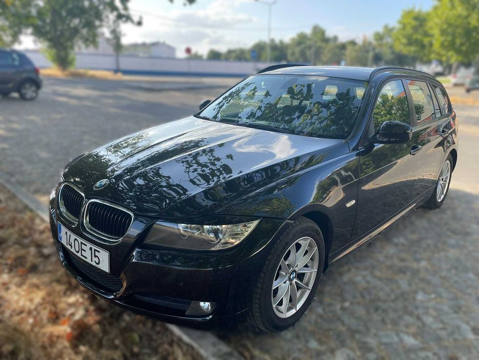 BMW 318D Touring E91 LCI 143 cv