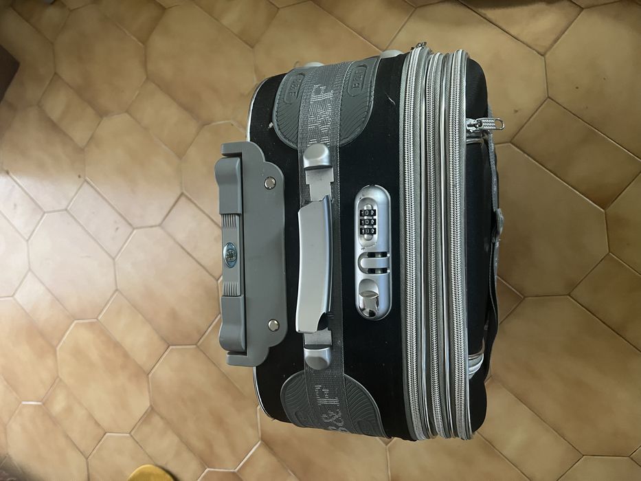 Mala de viagem 50cm por 37cm