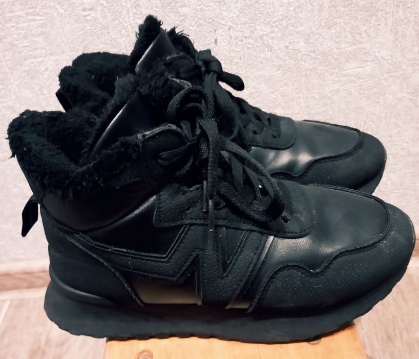 Зимние кроссовки для девочки