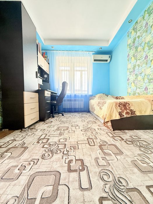 Продам затишну 2 - кімнатну квартиру на Полтавській (будинок ОСББ)