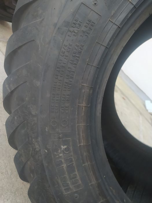 Opony 800/45R30,5