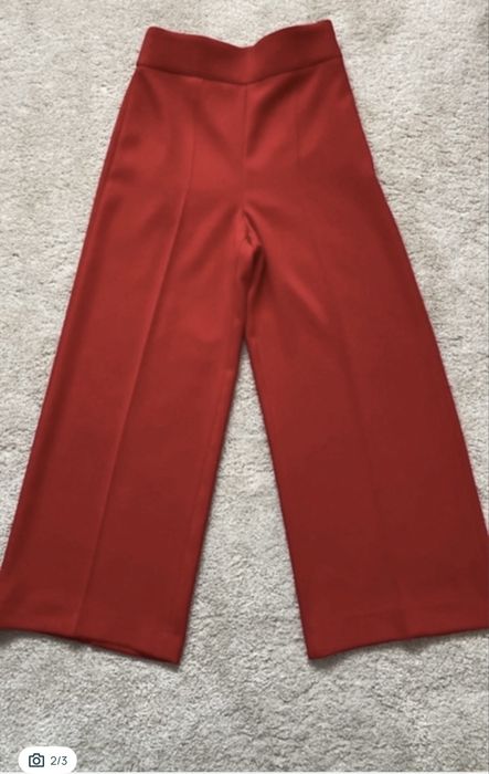 Calças vermelhas Zara