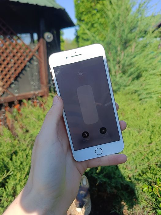 Apple iPhone 8 plus 64gb neverlook