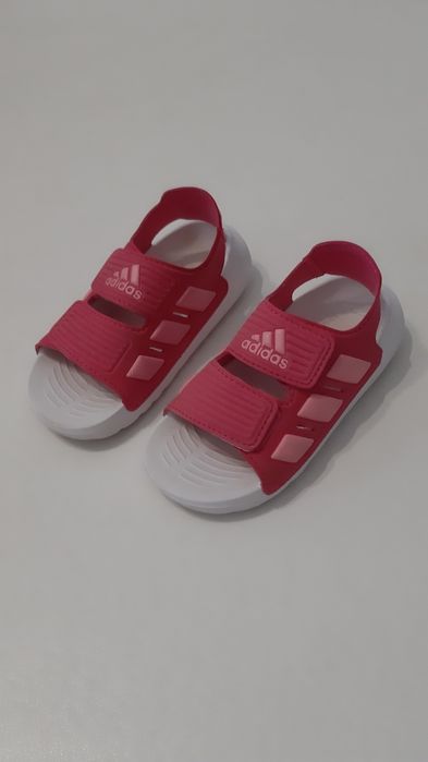 Sandałki dziewczęce różowe  adidas