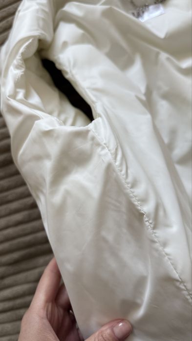 Жилет, безрукавка