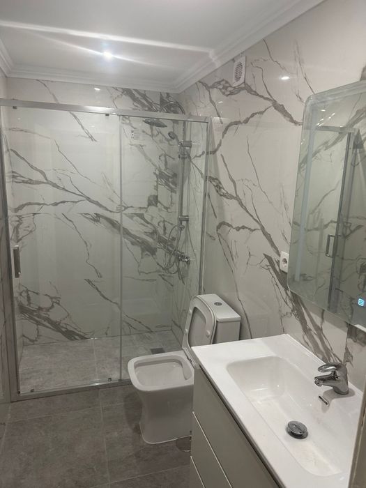 Quarto partilhado em sete rios.