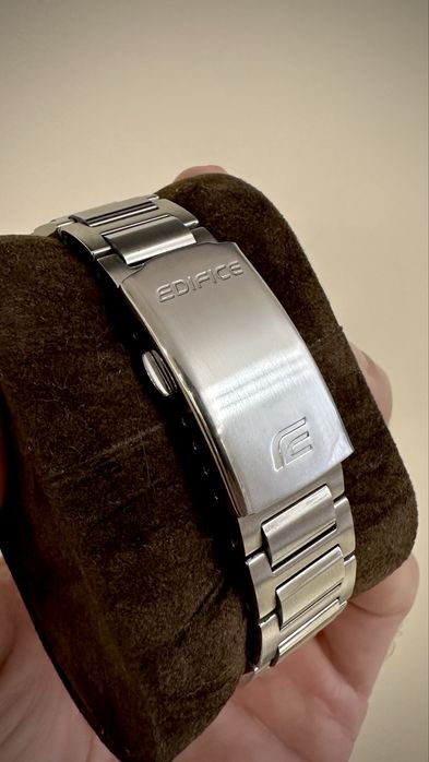Часы мужские CASIO Edifice