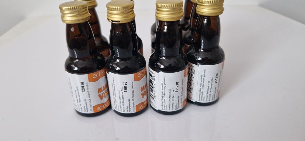 Esencja o smaku MANDARYNKI 25ml
Zaprawka STRANDS MANDARIN VODKA 25ml