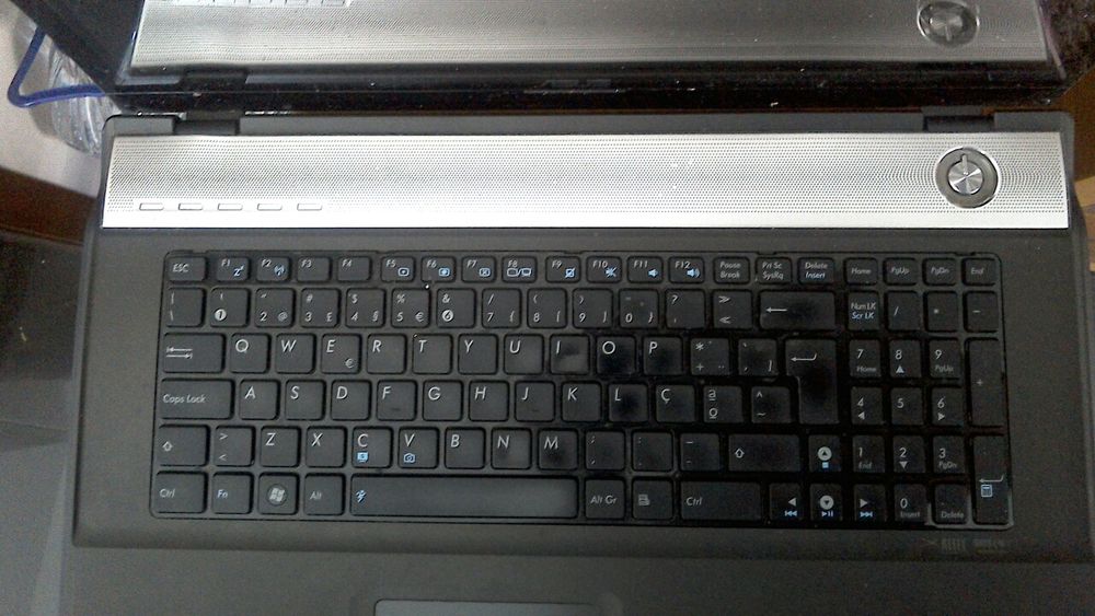 Asus N71 para pecas avariado