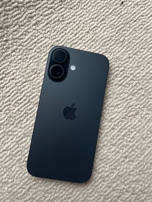 iPhone 16 em perfeito estado
