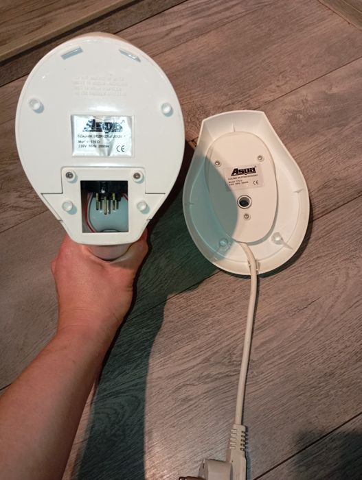 biały czajnik elektryczny Aspa 175 O. Bezprzrwodowy 1,7litra
 Aspa 175