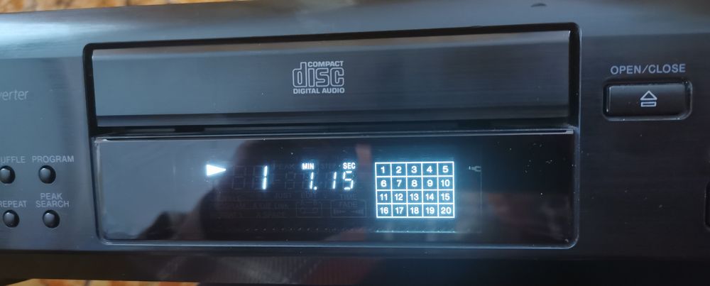 Sony CD Player M-205