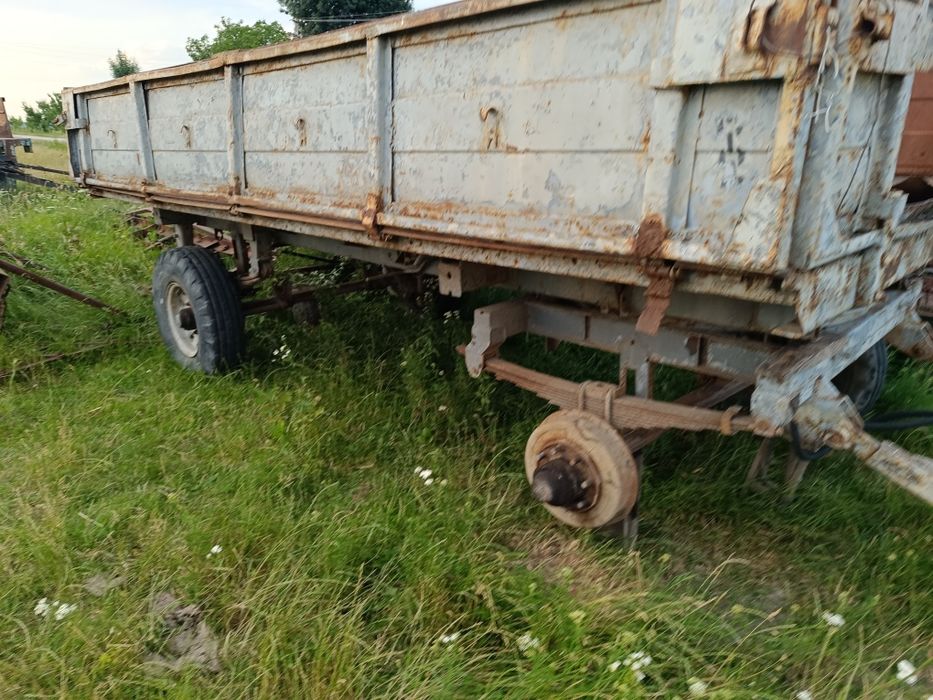 Продам прицеп ПТС 4 на кругу