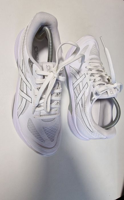 Кросовки волейбол теніс asics gel tactic 13 нові
