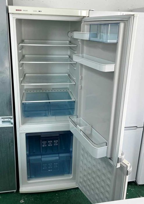 Lodówka Bosch 155cm, KGV70320, 245 litrów