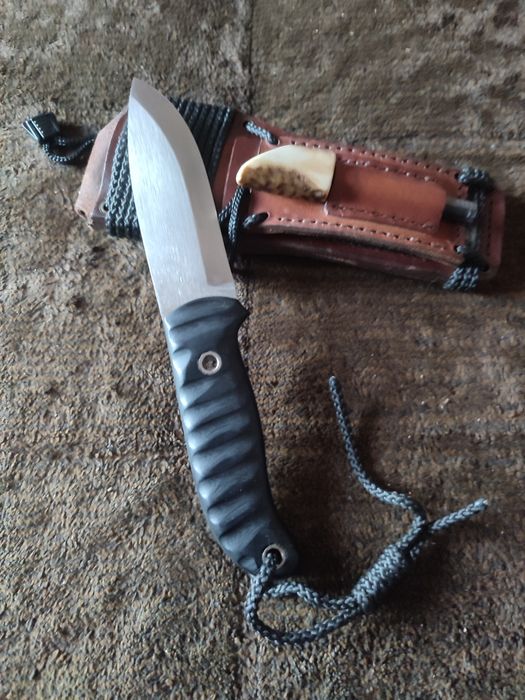 Nóż od MAC Maciej Orzechowski