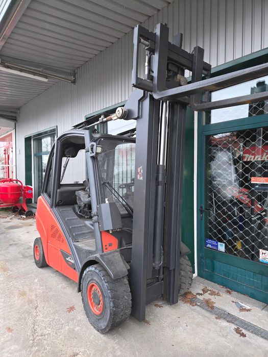 Empilhador 3 ton. Linde